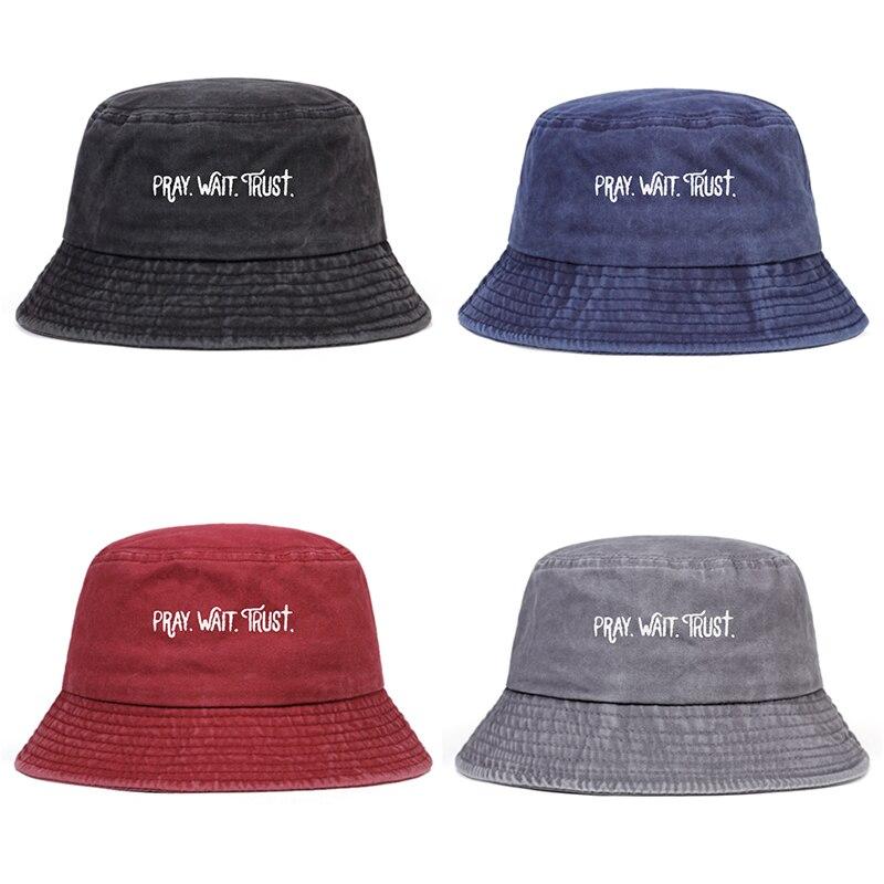 Bob en jeans "Pray Wait Trust" - La Maison Du Bob