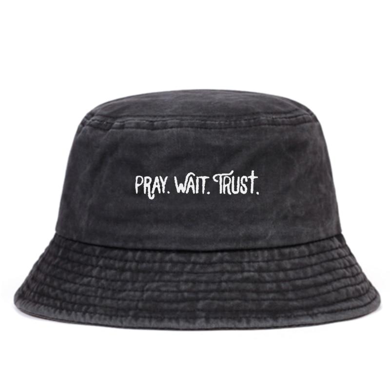 Bob en jeans "Pray Wait Trust" - La Maison Du Bob